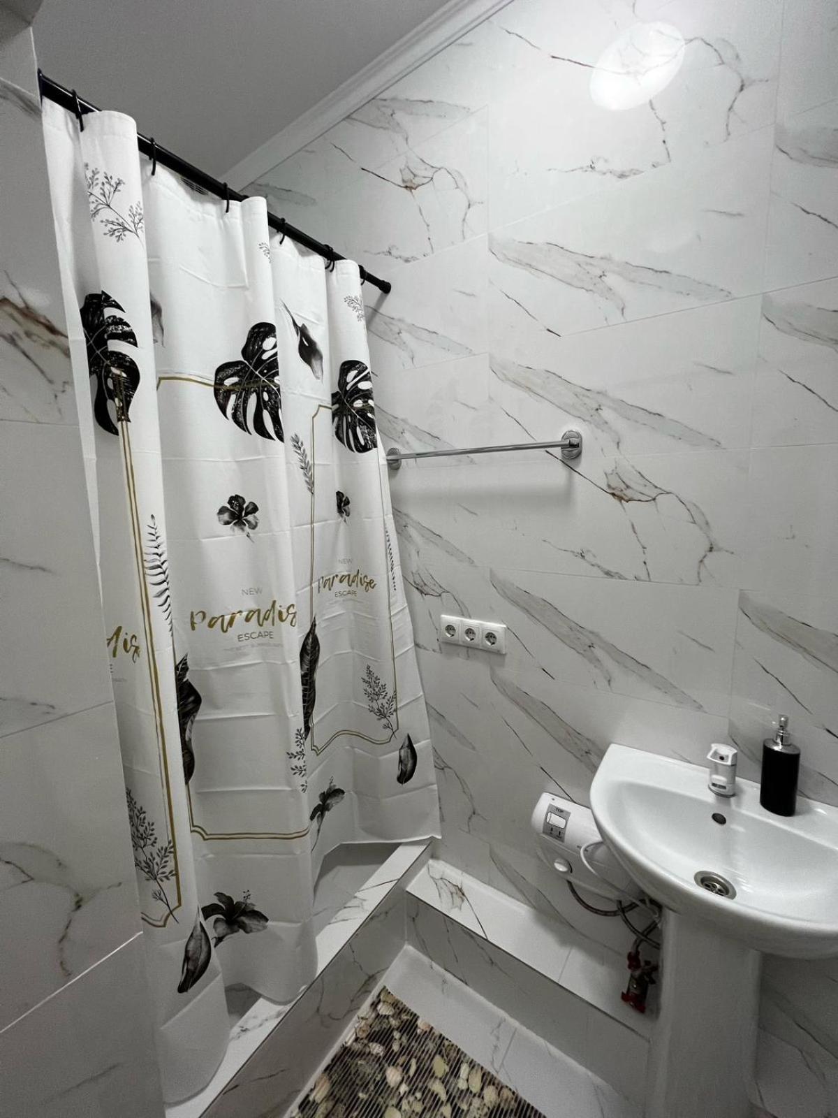 На Майлина Apartment Turksib Luaran gambar